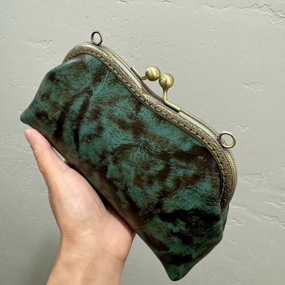 Handsewn Vintage Genuine Cowhide Clutch/Wristlet/Crossbody & 2 Chain Styles - Picture 9 of 13